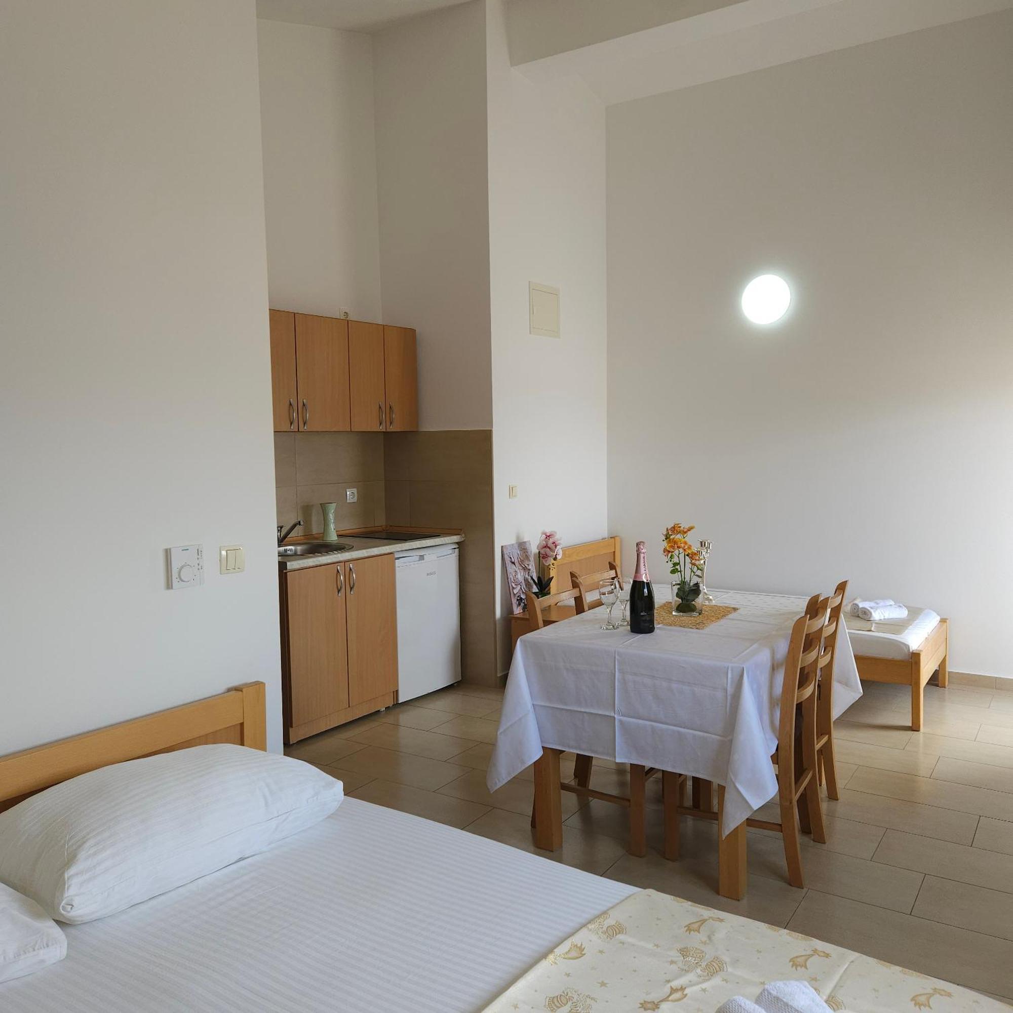 Apartments Cytrus Neum Exterior foto